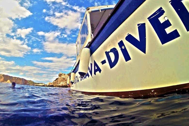 Sail around the Medes Islands
