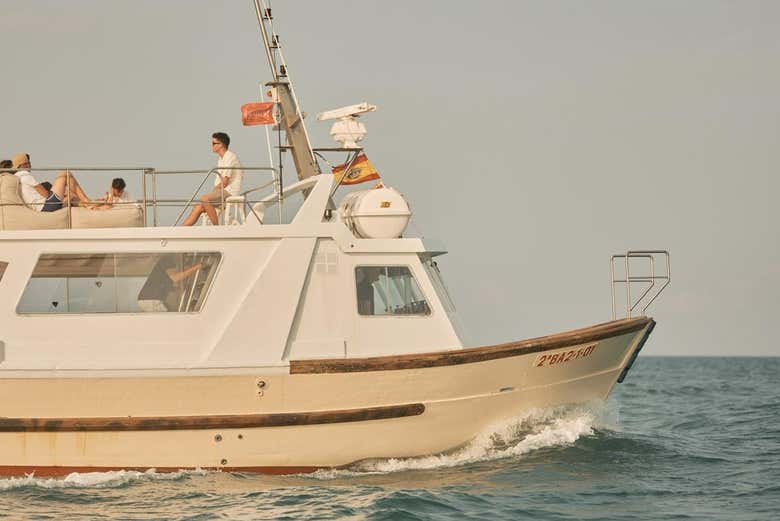 Navegando rumbo a las islas Medas