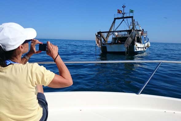 Tour por el puerto de Estepona + Paseo en barco