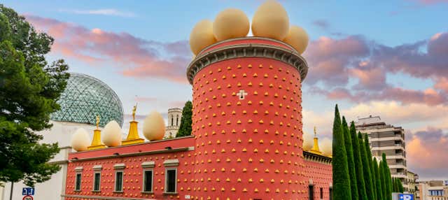Visita guiada por el Teatro-Museo Dalí