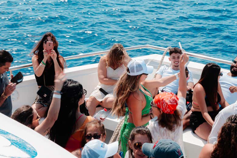 Profitez de la balade en bateau