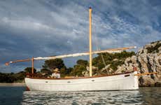 Alquiler de barco sin licencia en Fornells