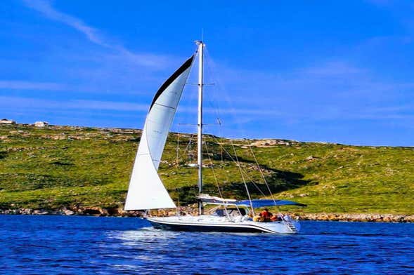 Menorca de veleiro, tour de dia completo