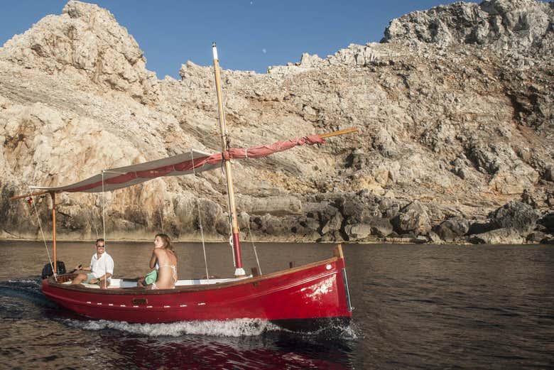 Disfrutando del barco en Menorca