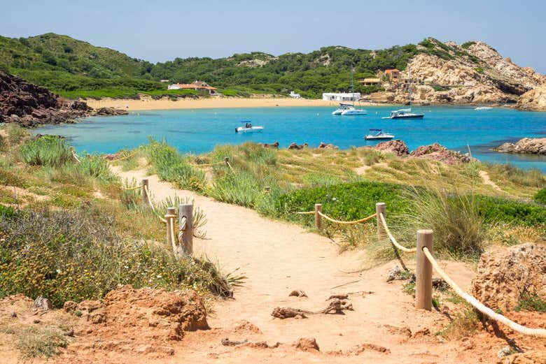 Admirez l'une des criques