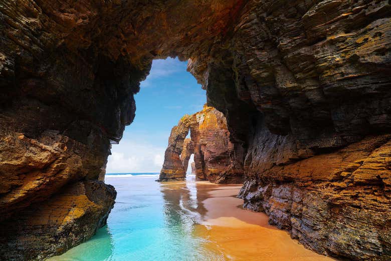 Arco da praia das Catedrais