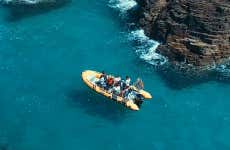 Balade en bateau à moteur le long de la côte de Foz