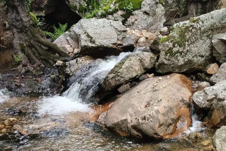 Pequeña cascada del río Cereceda