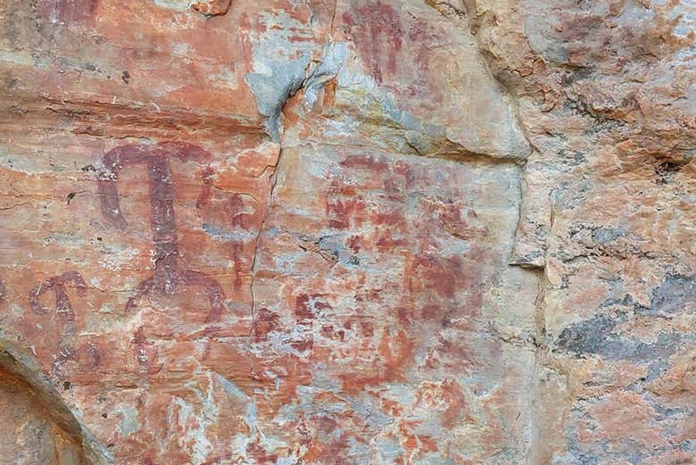 Veremos las pinturas rupestres de Peña Escrita