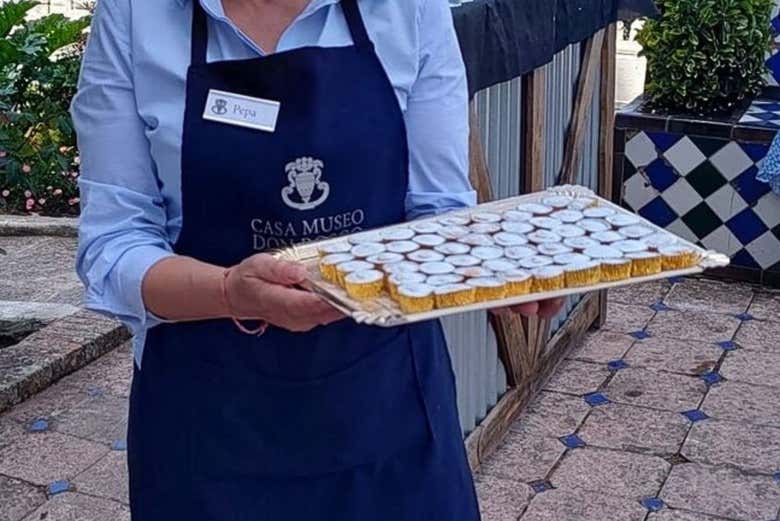 Try the famous yemas de huevo de Ronda