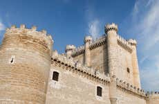 Ingresso do castelo de Fuensaldaña