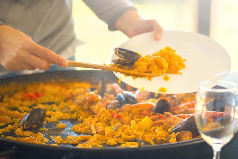 Você saboreará uma deliciosa paella