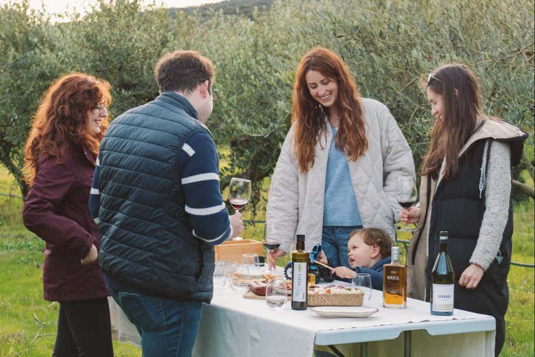 Une famille profitant de la dégustation