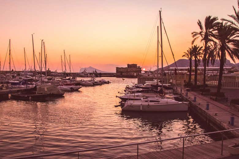 Atardecer en el puerto de Gandía