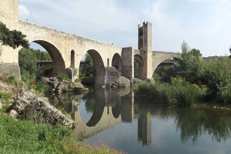 Besalú bridge