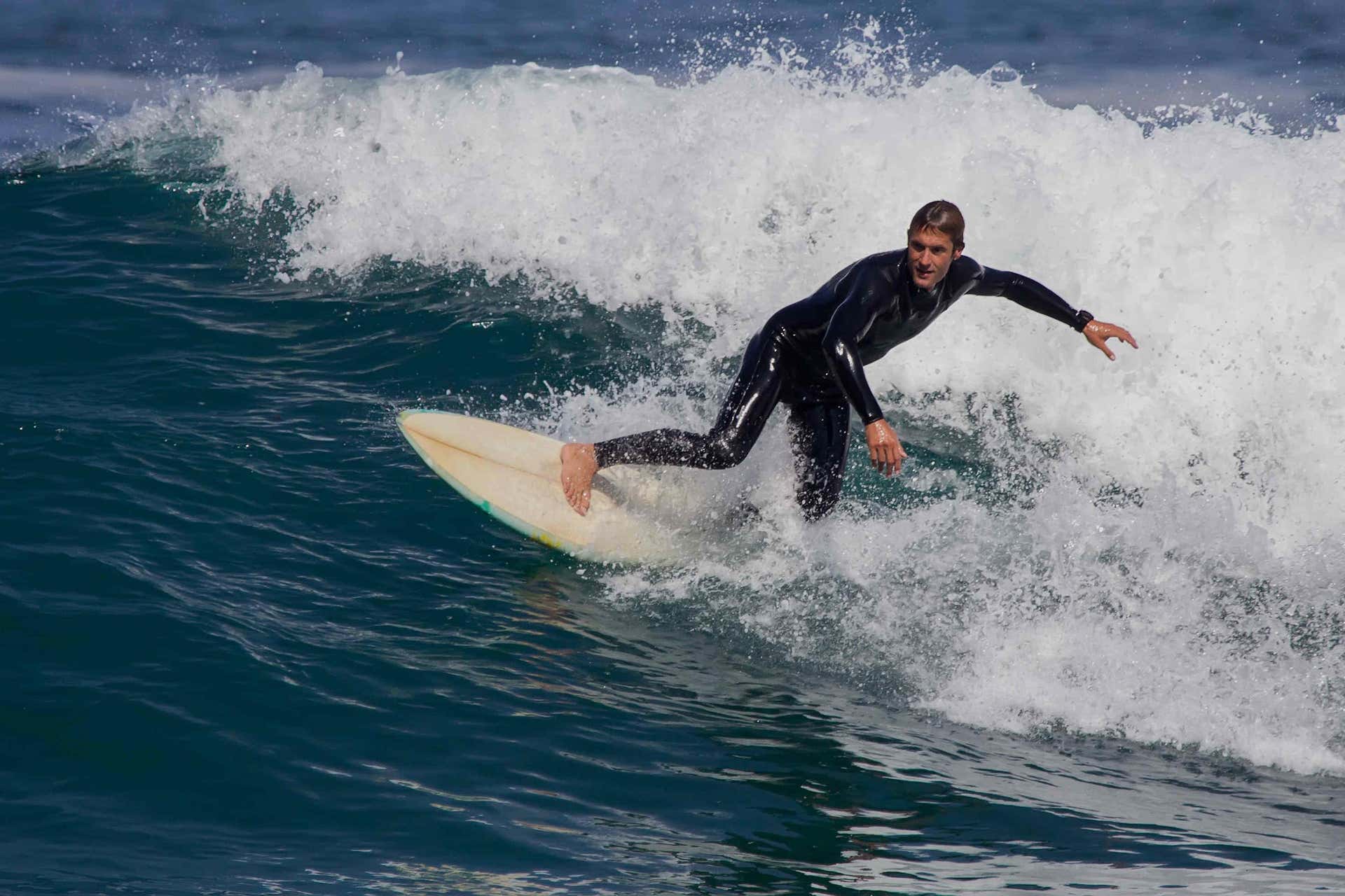 Gijón Surfing Lesson
