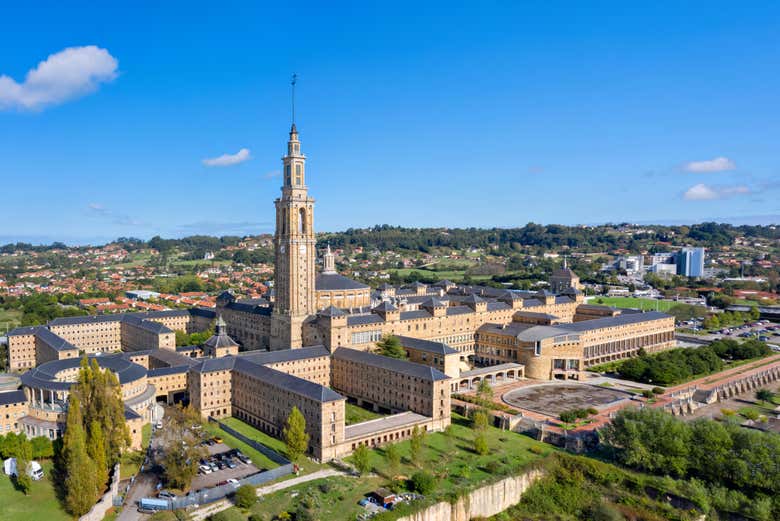 Panorámica de Laboral Ciudad de la Cultura