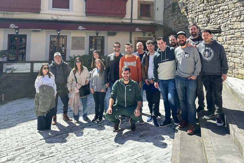 Foto de grupo junto a El Palace