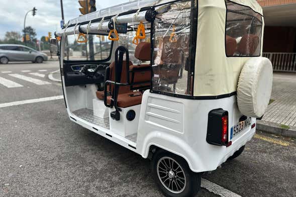 Balade en tuk tuk dans Gijón