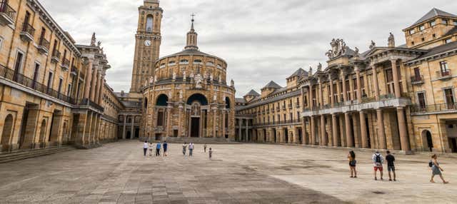 Visita guiada por Laboral Ciudad de la Cultura