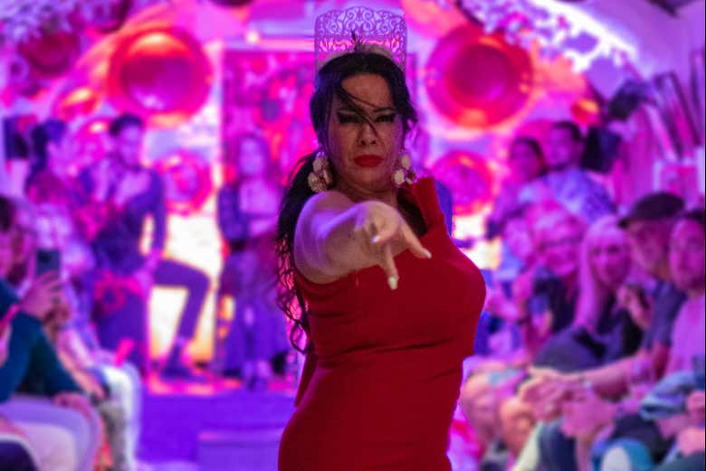 Feel the essence of flamenco