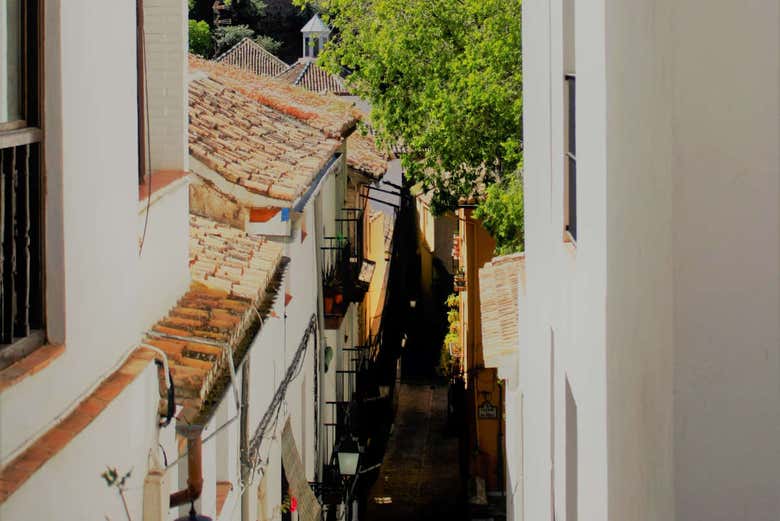 Recorriendo el barrio del Albaicín