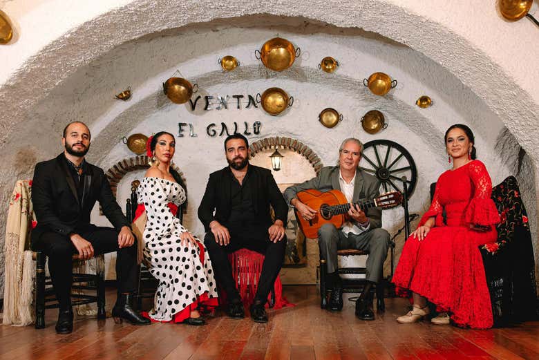 Fall in love with flamenco