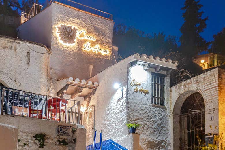 Exterior del tablao Cueva Los Amayas de Granada