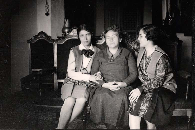 Vicenta, Isabel e Concha García Lorca
