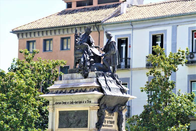 Plaza de Isabel la Católica