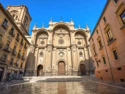 Fachada da Catedral de Granada