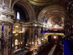 Nave de la Basílica de San Juan de Dios