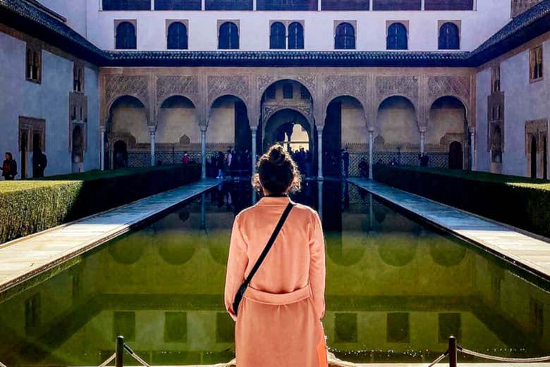 Visitando el interior de la Alhambra