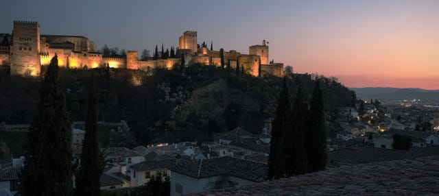 Tour de los misterios y leyendas de Granada