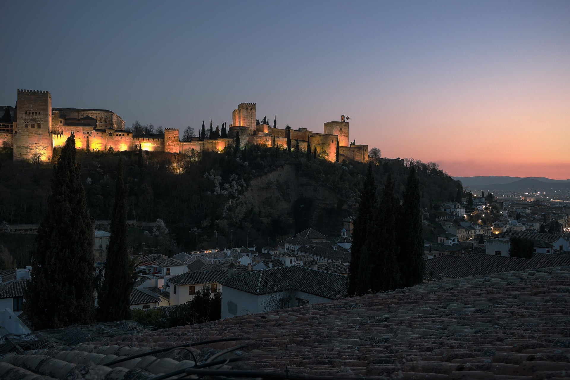 Tour de mistérios e lendas por Granada