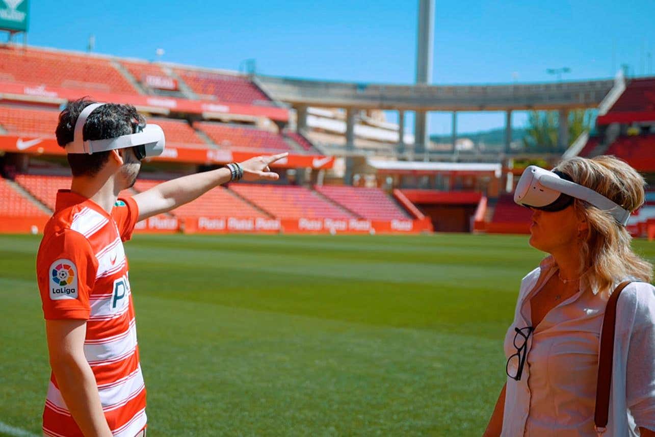 Tour pelo estádio Nuevo Los Cármenes com experiência de realidade virtual