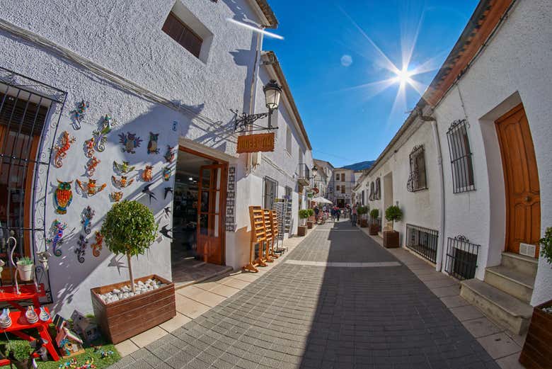 Paseando por Guadalest