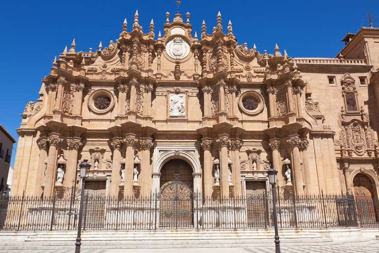 Facciata della Cattedrale dell'Assunzione