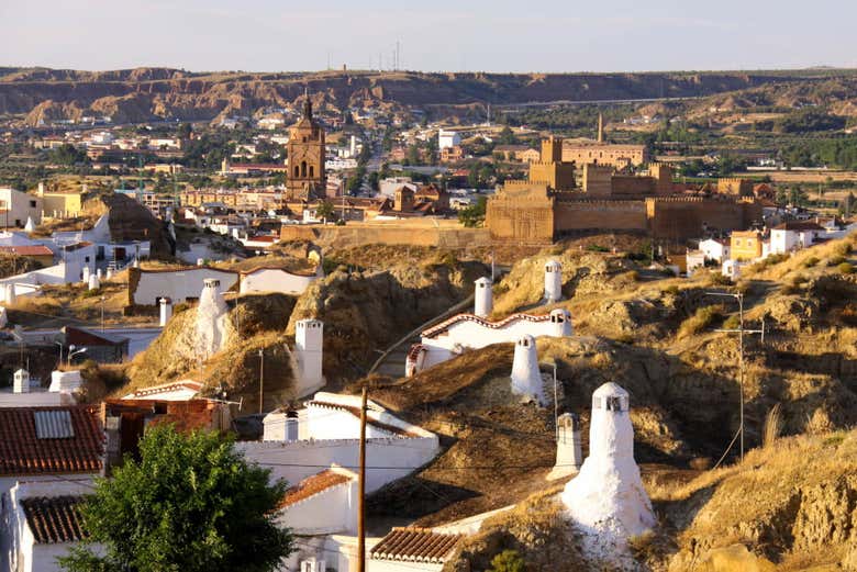 Vista panoramica di Guadix e delle sue caverne