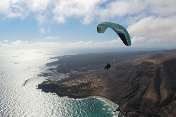 Lanzarote Paragliding Flight