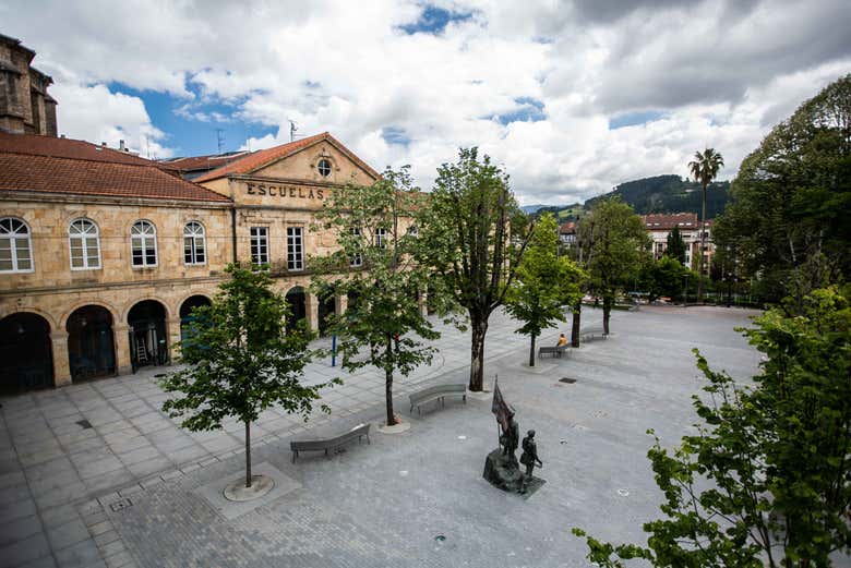 Conhecendo o centro de Guernica