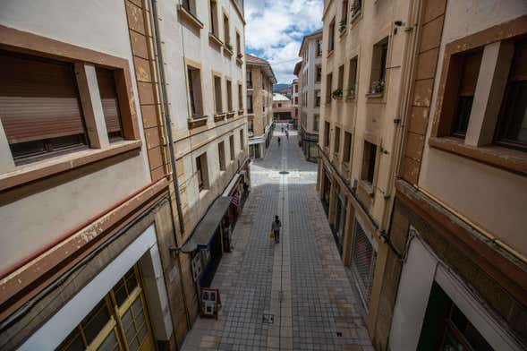 Tour pelos abrigos antiaéreos de Guernica