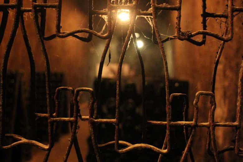 Interior de una de las bodegas más antiguas de Haro