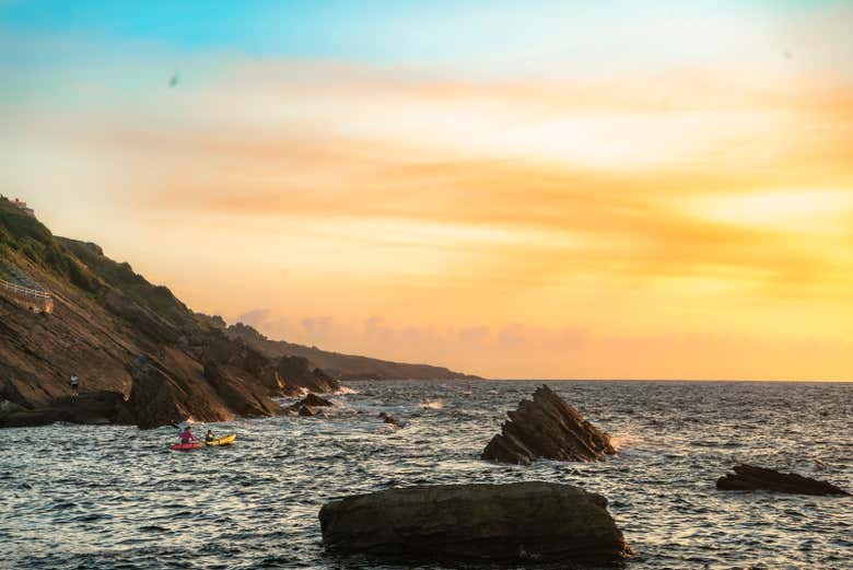 Plage d'Hondarribia au coucher du soleil