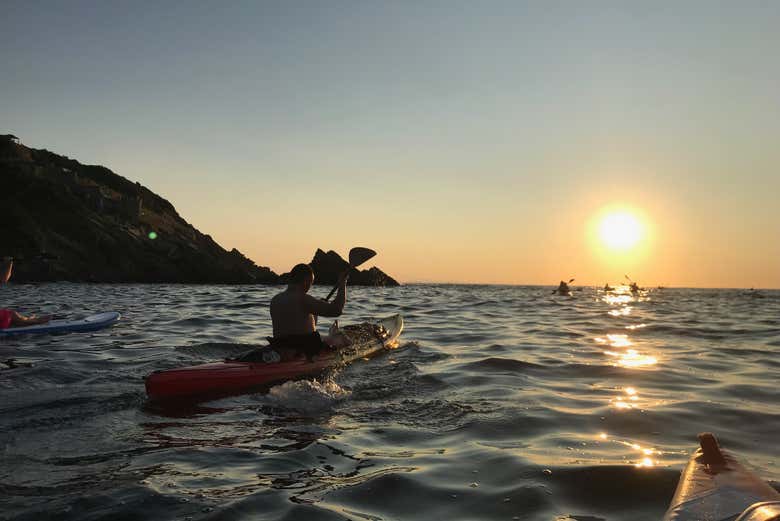 Explorez Hondarribia au coucher du soleil