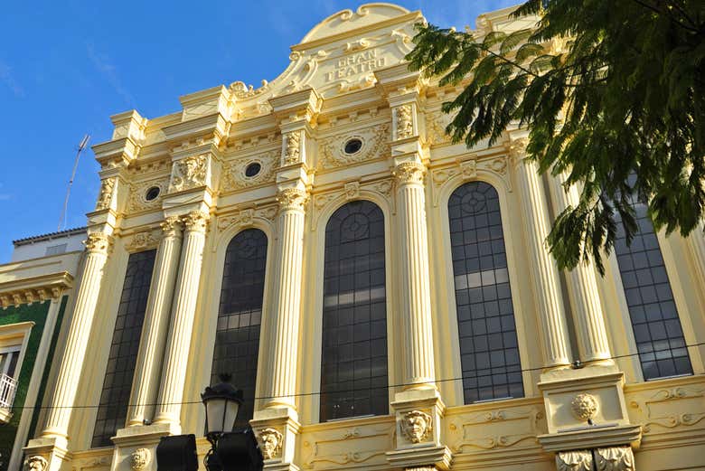 Admirando el Gran Teatro