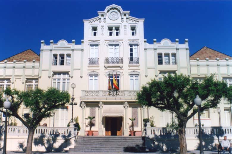 Facciata del casinò di Huesca