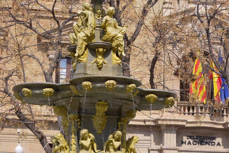 Fontaine de la Plaza de Navarra