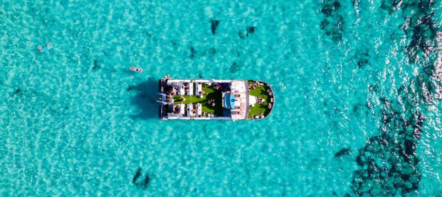 Excursión a Formentera + Fiesta en barco Beautiful People Ibiza