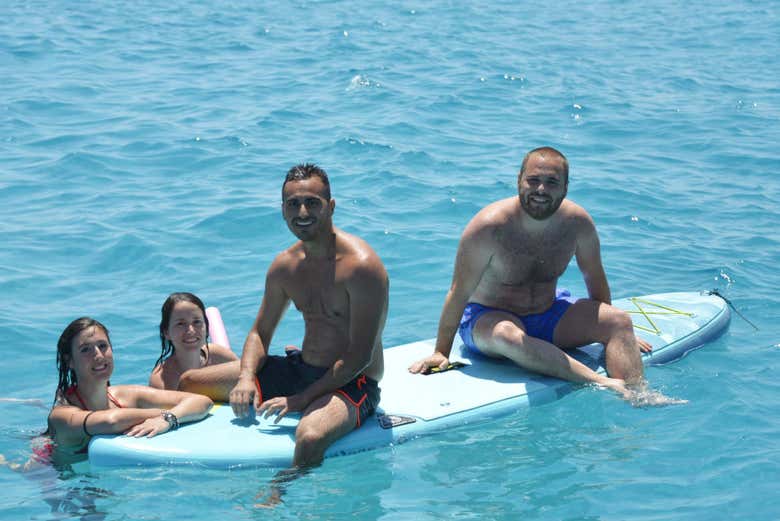 Amici durante il bagno